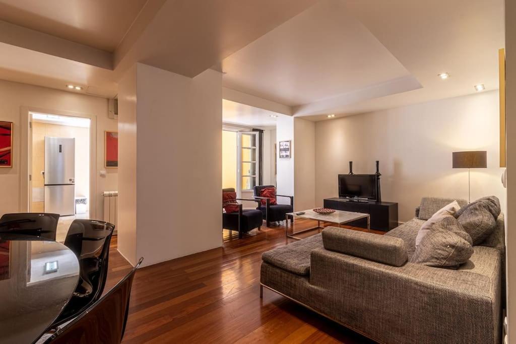 Chiado Deluxe Terrace 3 Bedroom * Lissabon
