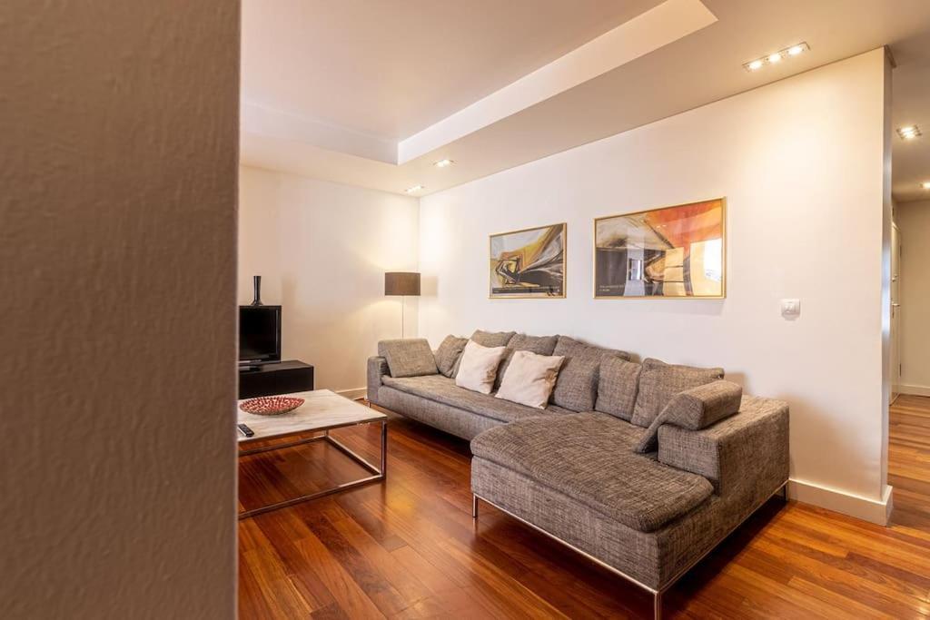 Chiado Deluxe Terrace 3 Bedroom * Lissabon